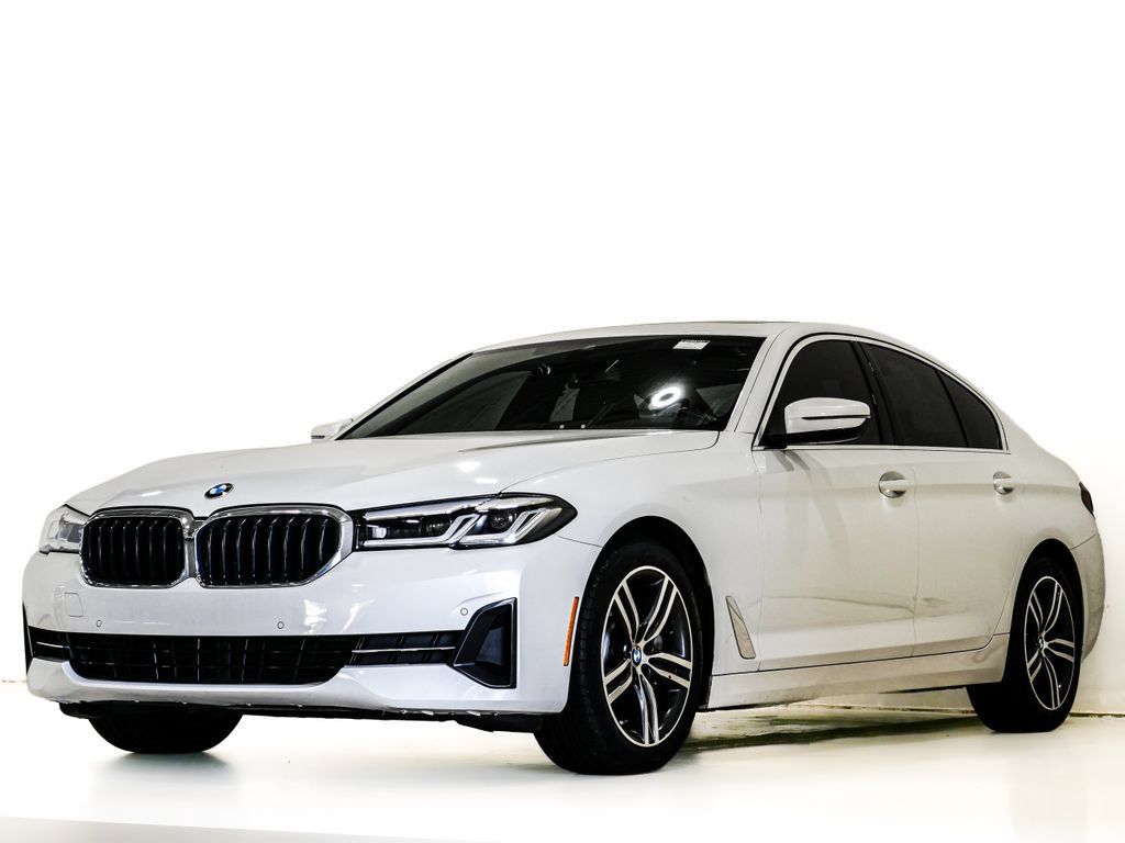 Used 2023 BMW 530i xDrive w/ Convenience Package AWD/4WD image 3