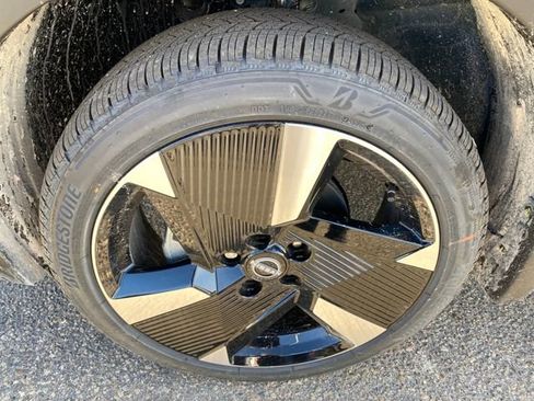 New 2026 Nissan Kicks SR w/ Cold Weather Package image 25