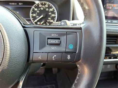 Used 2023 Nissan Rogue SV w/ SV Premium B Package image 23