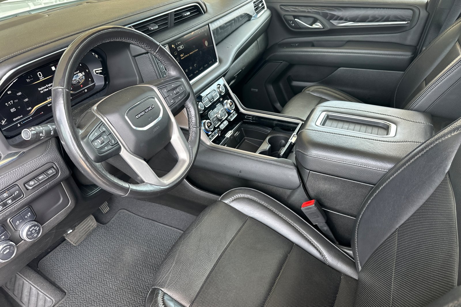Used 2022 GMC Yukon Denali AWD/4WD image 10