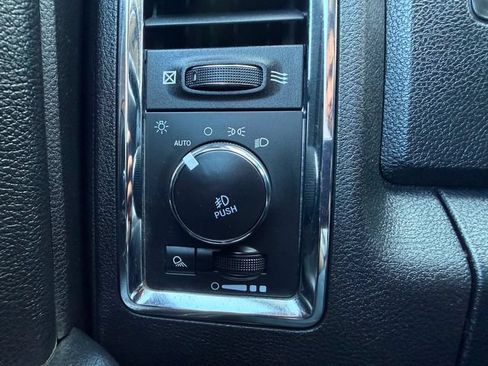 Used 2018 RAM 3500 Laramie AWD/4WD image 14