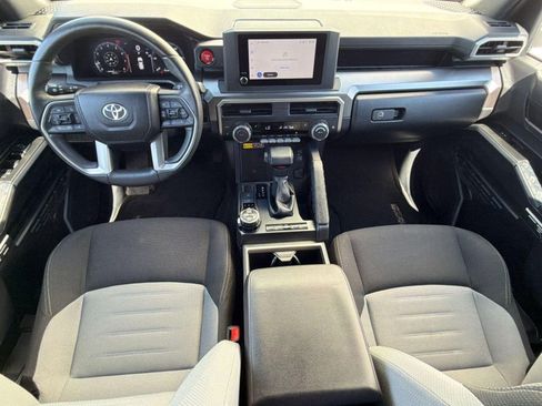 Used 2025 Toyota 4Runner TRD Off-Road image 16