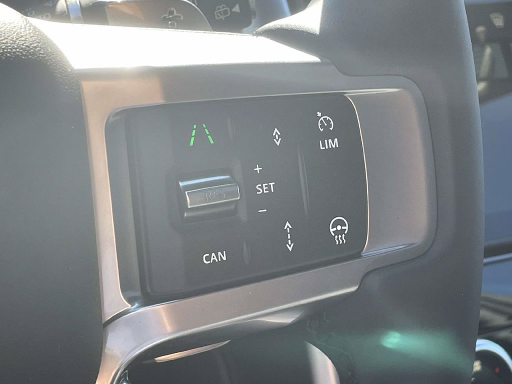 New 2026 Land Rover Discovery Limited Edition AWD/4WD image 25
