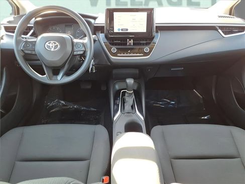 Used 2023 Toyota Corolla LE image 11