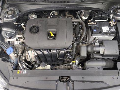 Used 2019 Kia Forte LXS FWD image 30