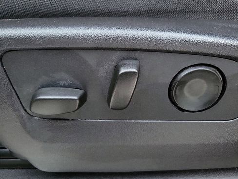 Used 2024 Chevrolet Silverado 1500 LT w/ Texas Edition Plus image 15