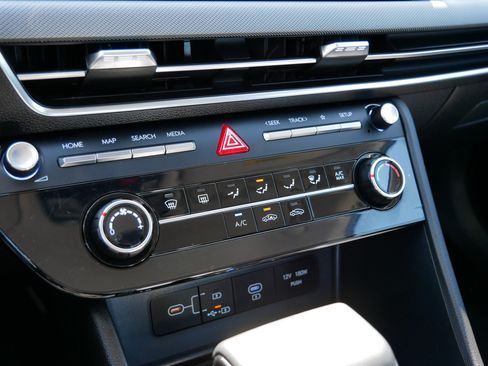 Certified 2026 Hyundai Sonata SE FWD image 22