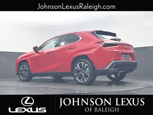 New 2025 Lexus UX 300h FWD image 19