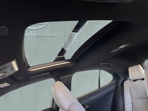 Certified 2026 Lexus UX 300h AWD w/ Accessory Package (Z2) image 22