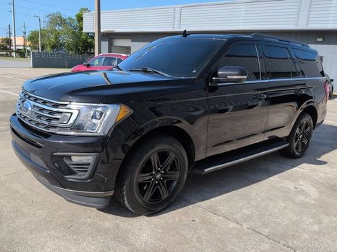 Used 2021 Ford Expedition XLT RWD image 8