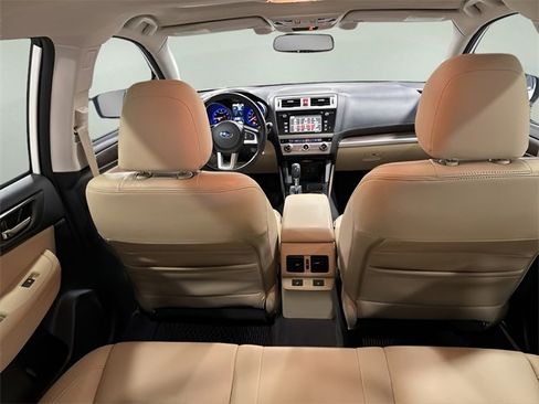 Used 2015 Subaru Outback 3.6R Limited image 38