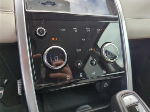 Used 2021 Land Rover Discovery Sport SE R-Dynamic AWD/4WD image 12