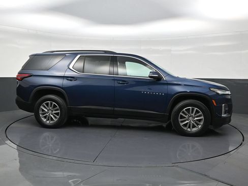 Used 2023 Chevrolet Traverse LT FWD image 6