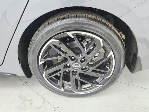 New 2026 Nissan Sentra SR w/ SR Premium Package image 50