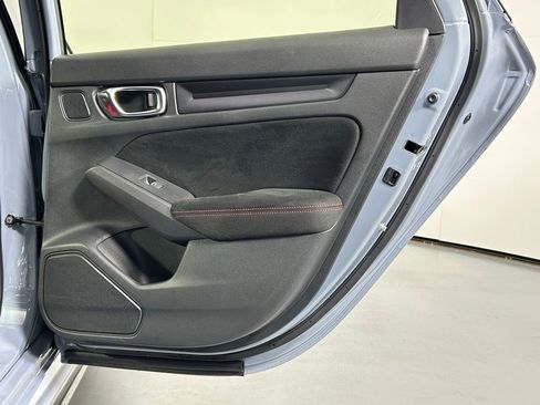 Used 2025 Honda Civic Type R image 13