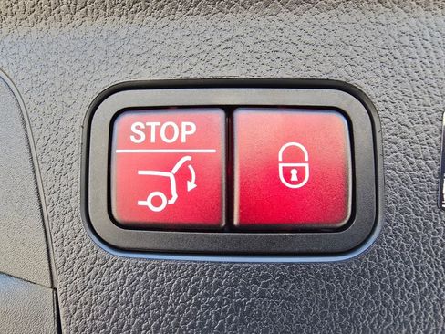 New 2026 Mercedes-Benz GLE 53 AMG 4MATIC Coupe image 19