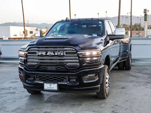 New 2026 RAM 3500 Laramie w/ Sport Appearance Package AWD/4WD image 4