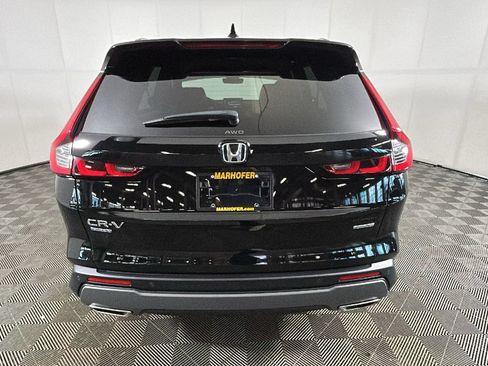 Used 2024 Honda CR-V Sport Touring image 3