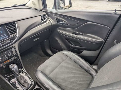 Used 2017 Buick Encore Preferred FWD image 17