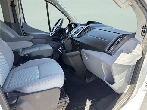Certified 2018 Ford Transit 350 XLT image 15