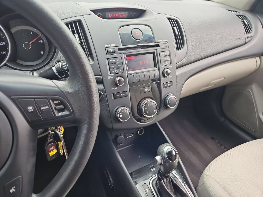 Used 2012 Kia Forte EX FWD image 19