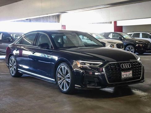 Used 2022 Audi A8 L 3.0T AWD/4WD image 5