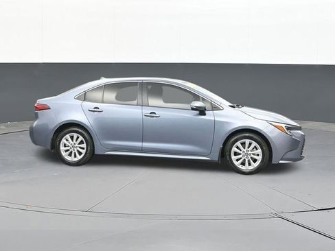 Used 2024 Toyota Corolla XLE image 18