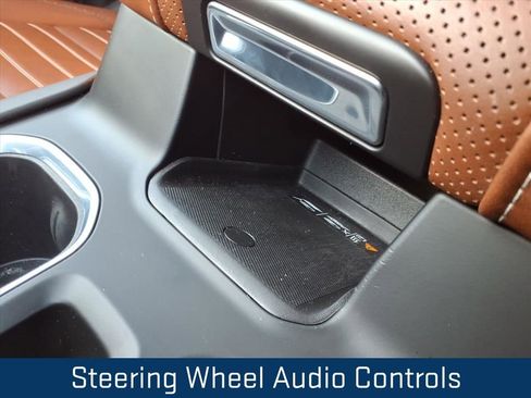 Certified 2025 GMC Sierra 2500 Denali Ultimate image 9