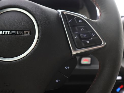 Used 2019 Chevrolet Camaro ZL1 RWD image 14