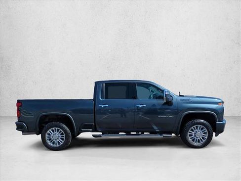 Used 2020 Chevrolet Silverado 2500 High Country w/ Z71 Off-Road Package image 4