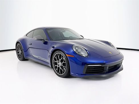 Used 2024 Porsche 911 Carrera T image 7