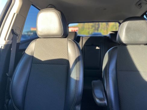 Used 2013 Buick Encore FWD image 16