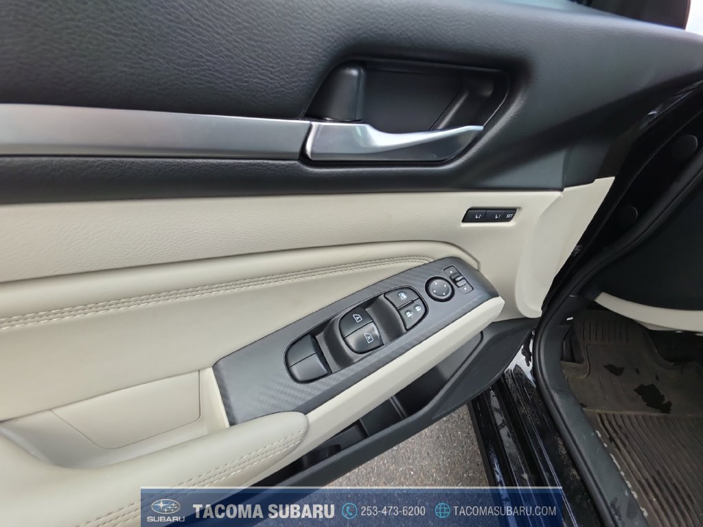 Used 2019 Nissan Altima 2.5 Platinum AWD/4WD image 11