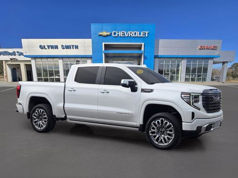 Used 2024 GMC Sierra 1500 Denali Ultimate AWD/4WD image 3