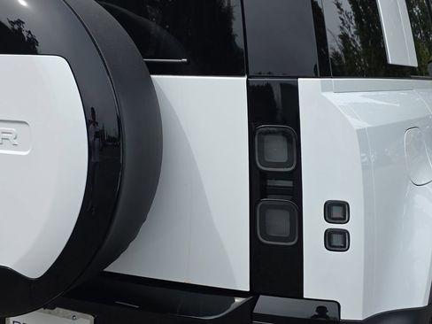 New 2026 Land Rover Defender 110 S image 35