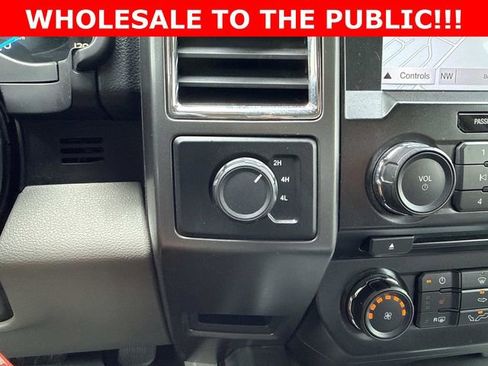 Used 2017 Ford F150 XLT w/ Equipment Group 302A Luxury image 27