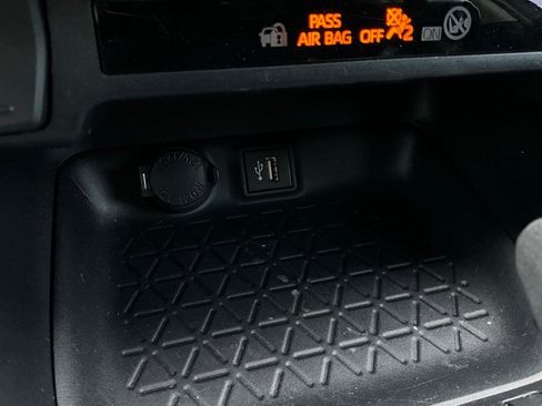 Used 2023 Toyota RAV4 LE image 23