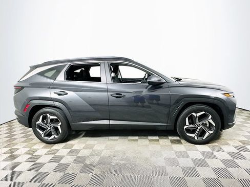 Used 2022 Hyundai Tucson SEL w/ Convenience Package FWD image 2
