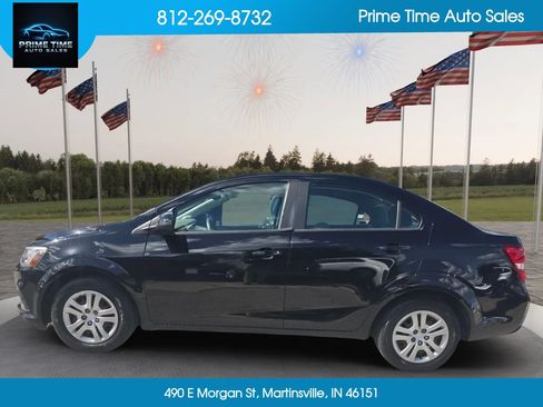 Used 2017 Chevrolet Sonic LS FWD image 2