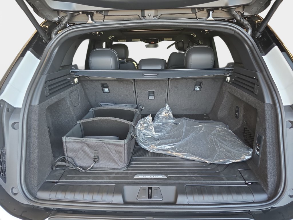 New 2026 Land Rover Range Rover Sport SE AWD/4WD image 10