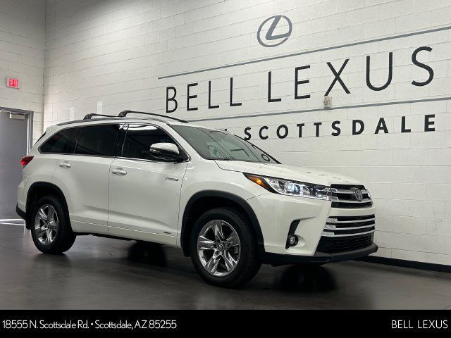 Used 2019 Toyota Highlander Limited AWD/4WD image 1