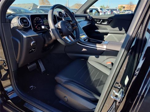 New 2026 Mercedes-Benz GLC 300 4MATIC image 2