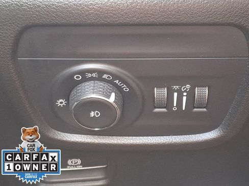 Used 2023 Jeep Grand Cherokee Limited w/ Luxury Tech Group II AWD/4WD image 25