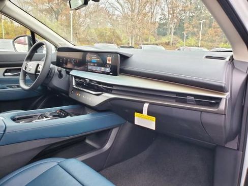 New 2026 Nissan Murano Platinum w/ Cargo Package image 12