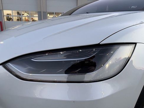 Used 2016 Tesla Model X P90D image 12