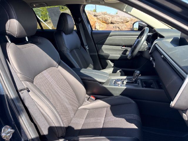 Used 2023 MAZDA CX-50 2.5 S w/ Cargo Package AWD/4WD image 11