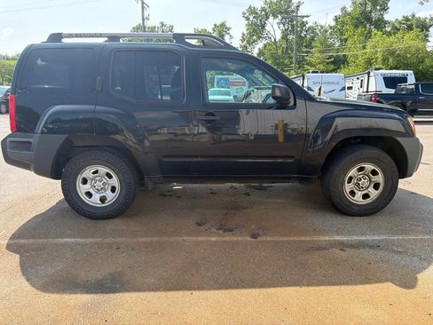 Used 2014 Nissan Xterra X AWD/4WD image 4