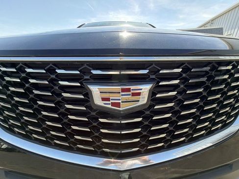 Used 2023 Cadillac XT4 Premium Luxury w/ Cold Weather Package AWD/4WD image 32