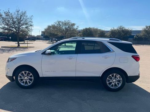 Used 2018 Chevrolet Equinox LT image 8