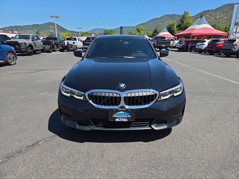 Used 2019 BMW 330i Sedan w/ Convenience Package RWD image 14